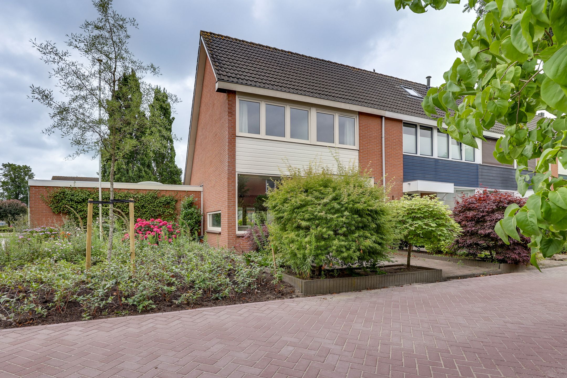 Photo 9 of Elzenstraat 4