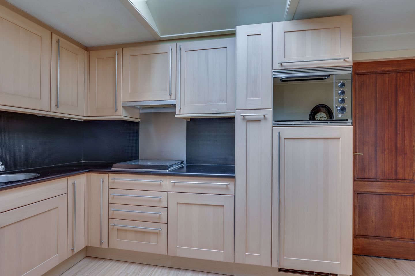 Photo 20 of Elzenstraat 4