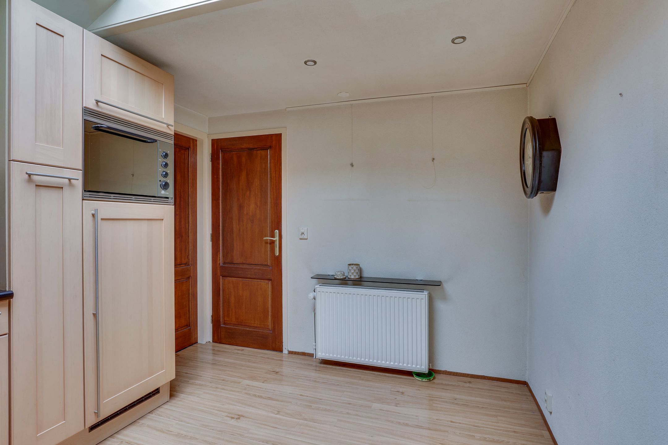 Photo 21 of Elzenstraat 4