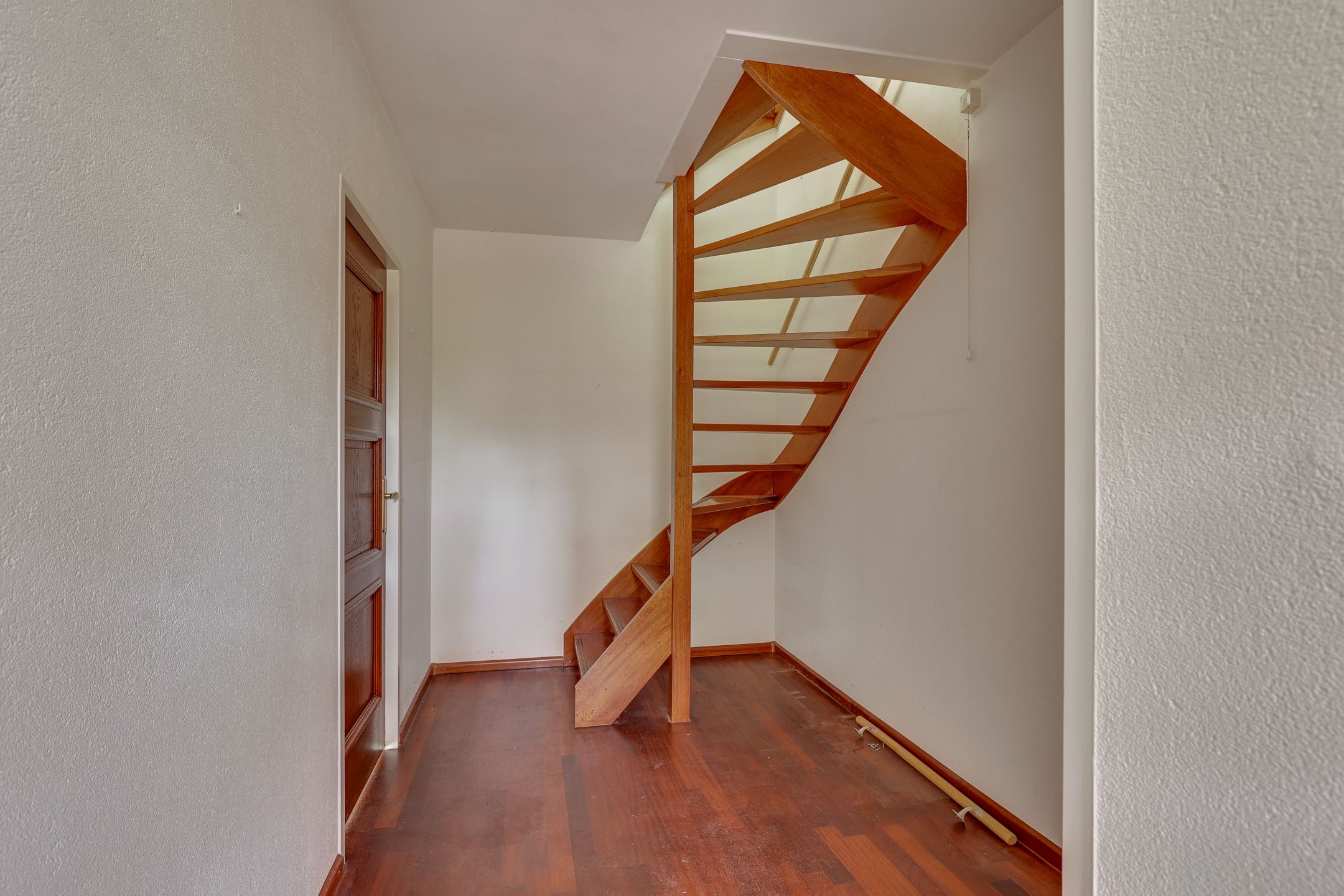 Photo 30 of Elzenstraat 4