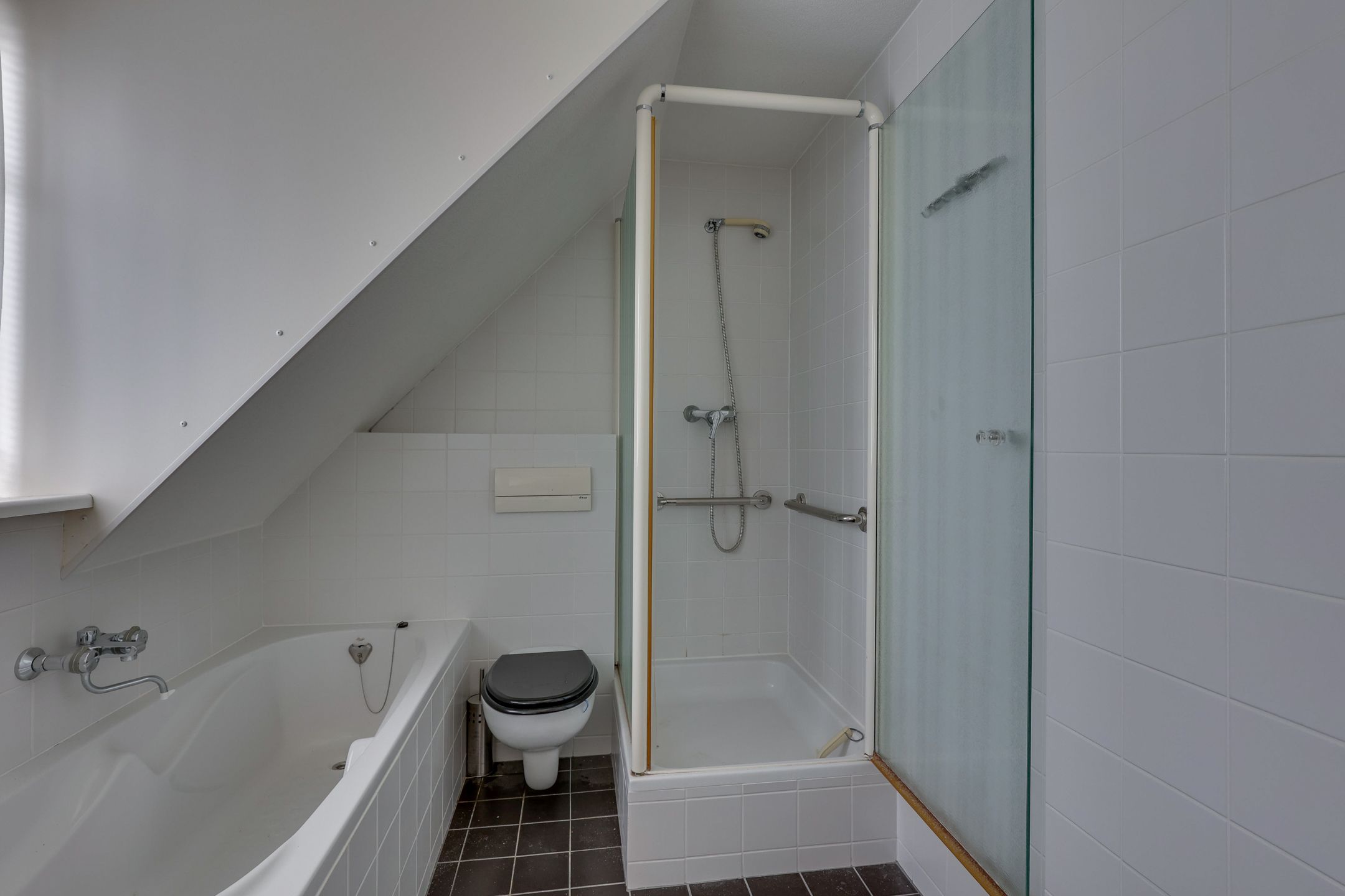 Photo 39 of Elzenstraat 4