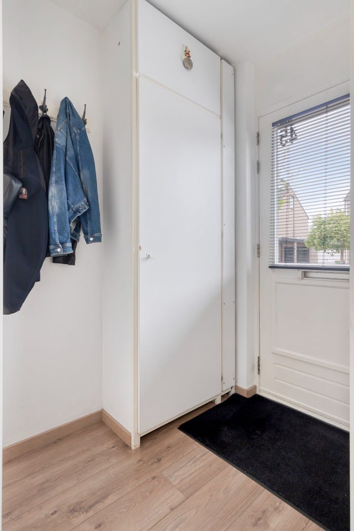 Photo 4 of Meidoorn 45