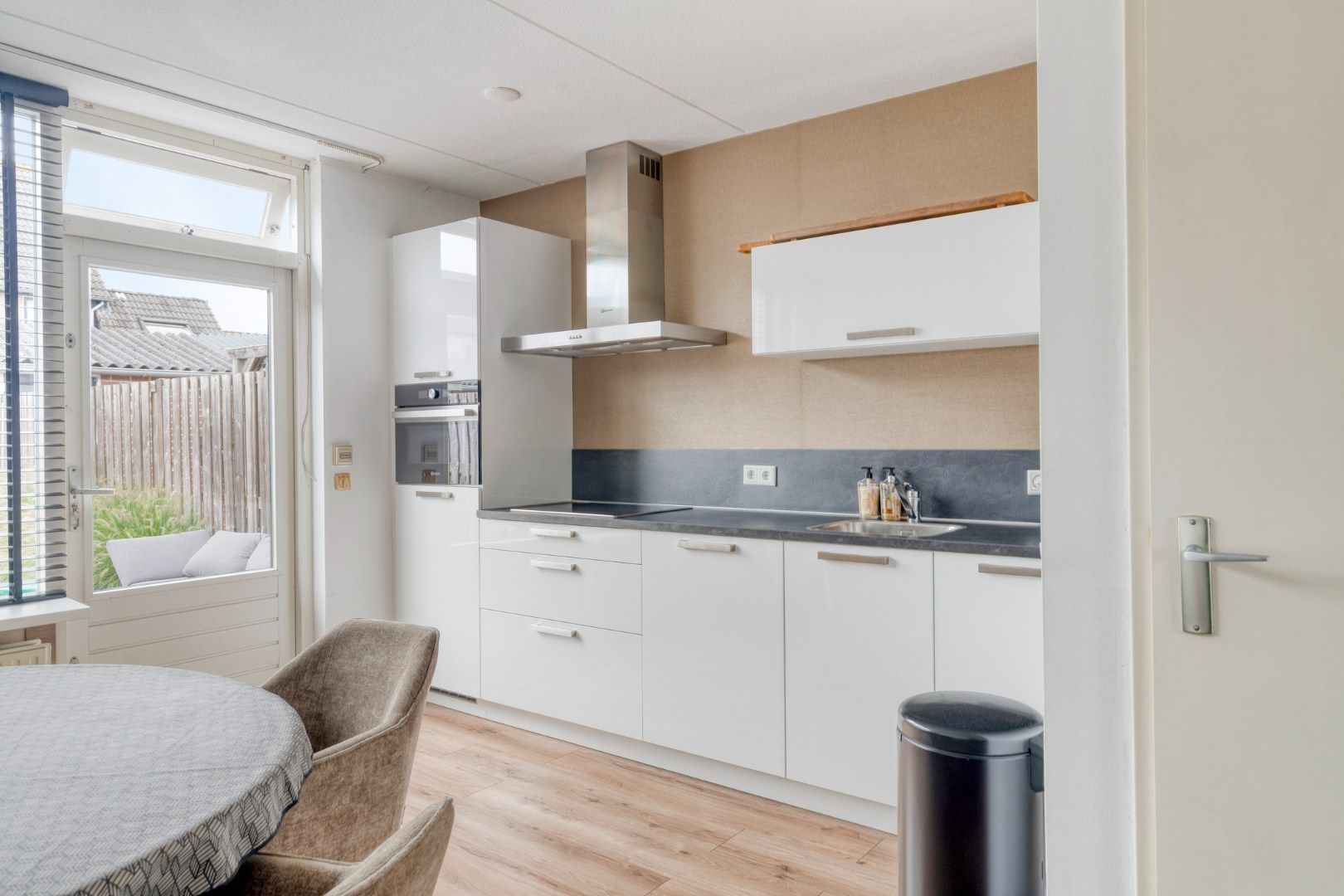 Foto 12 van Meidoorn 45