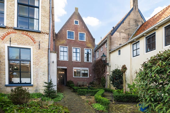 Grote Kerkstraat 63