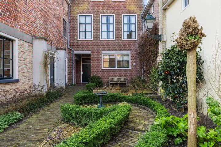 Photo 18 of Grote Kerkstraat 63