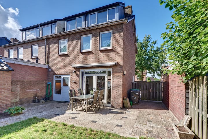 Foto 39 van Ir. Lelystraat 23