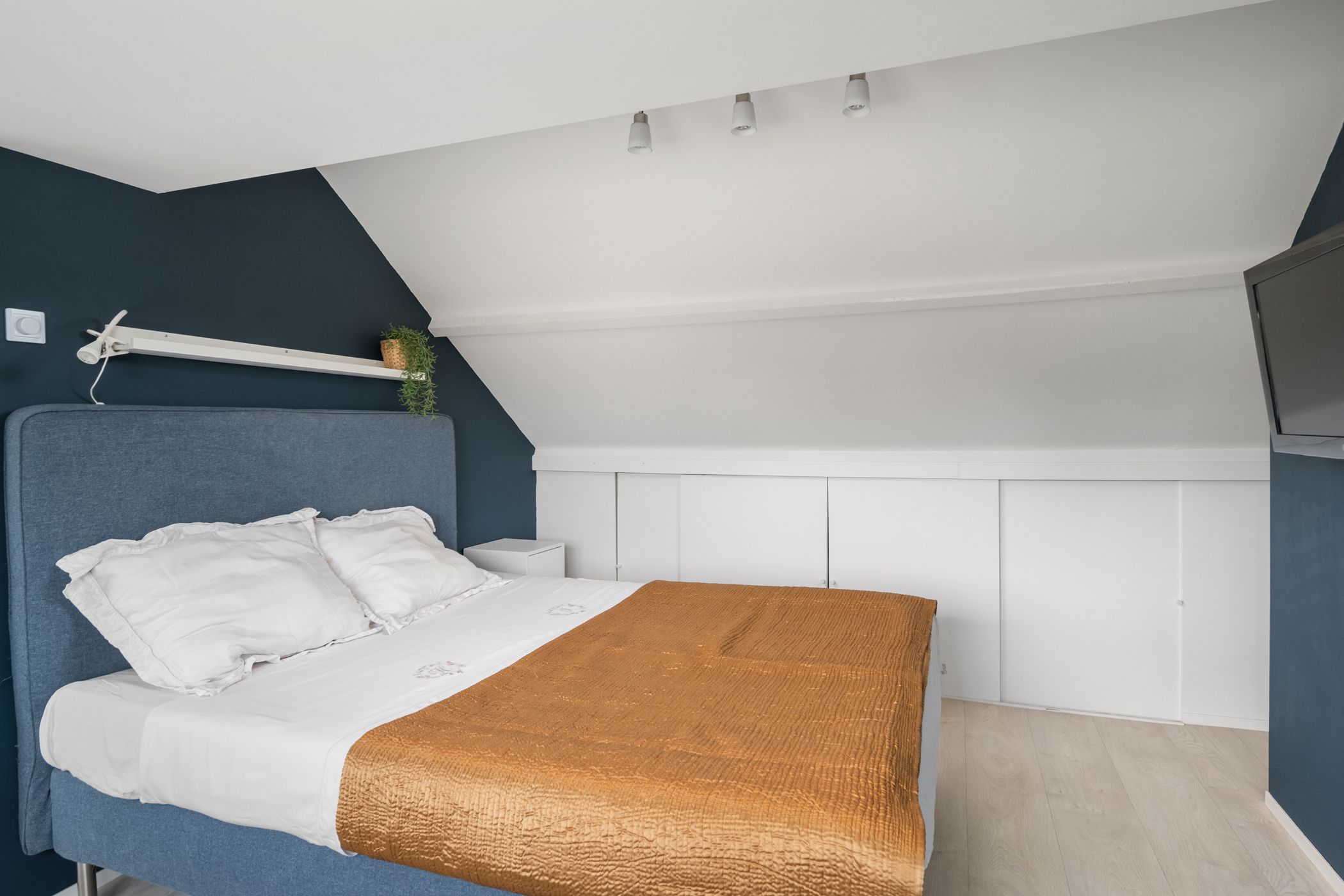 Foto 30 van Burg.de Jongplein 33