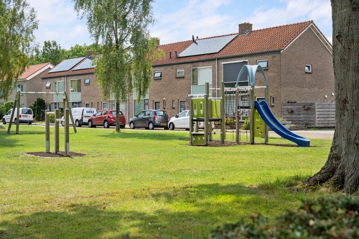 Foto 34 van Burg.de Jongplein 33