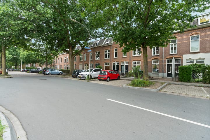 Foto 2 van Koninginnelaan 225