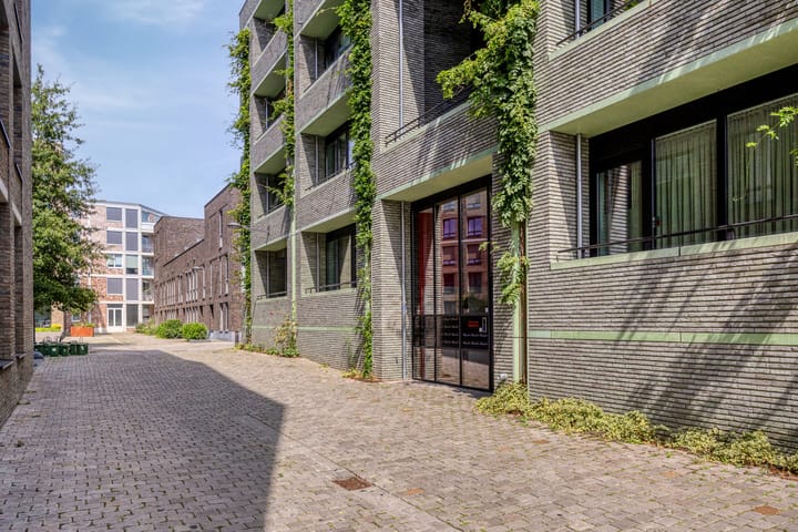 Foto 2 van Busschuttenpoort 13-C06