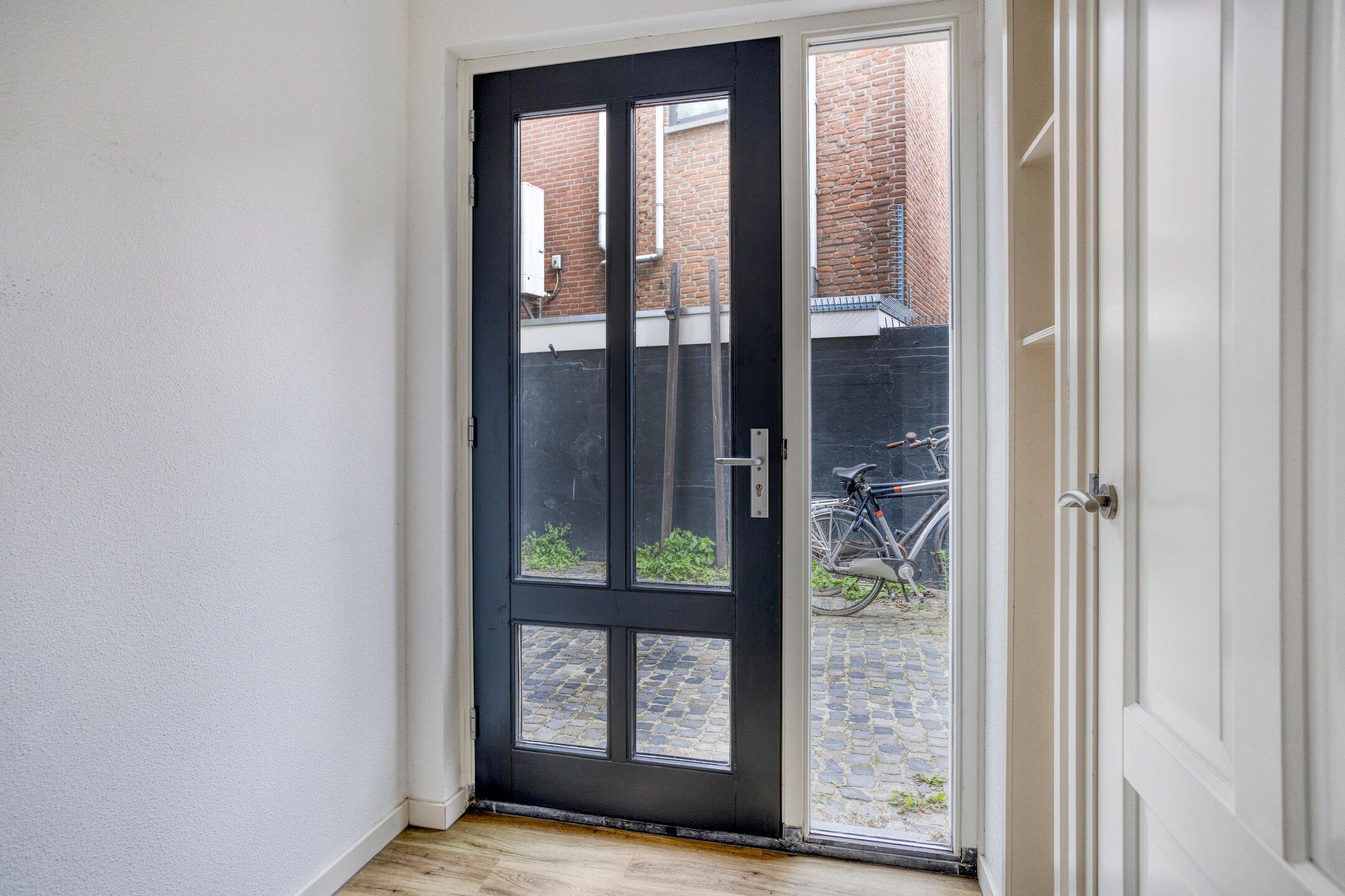 Foto 9 van Monsterstraat 4-A