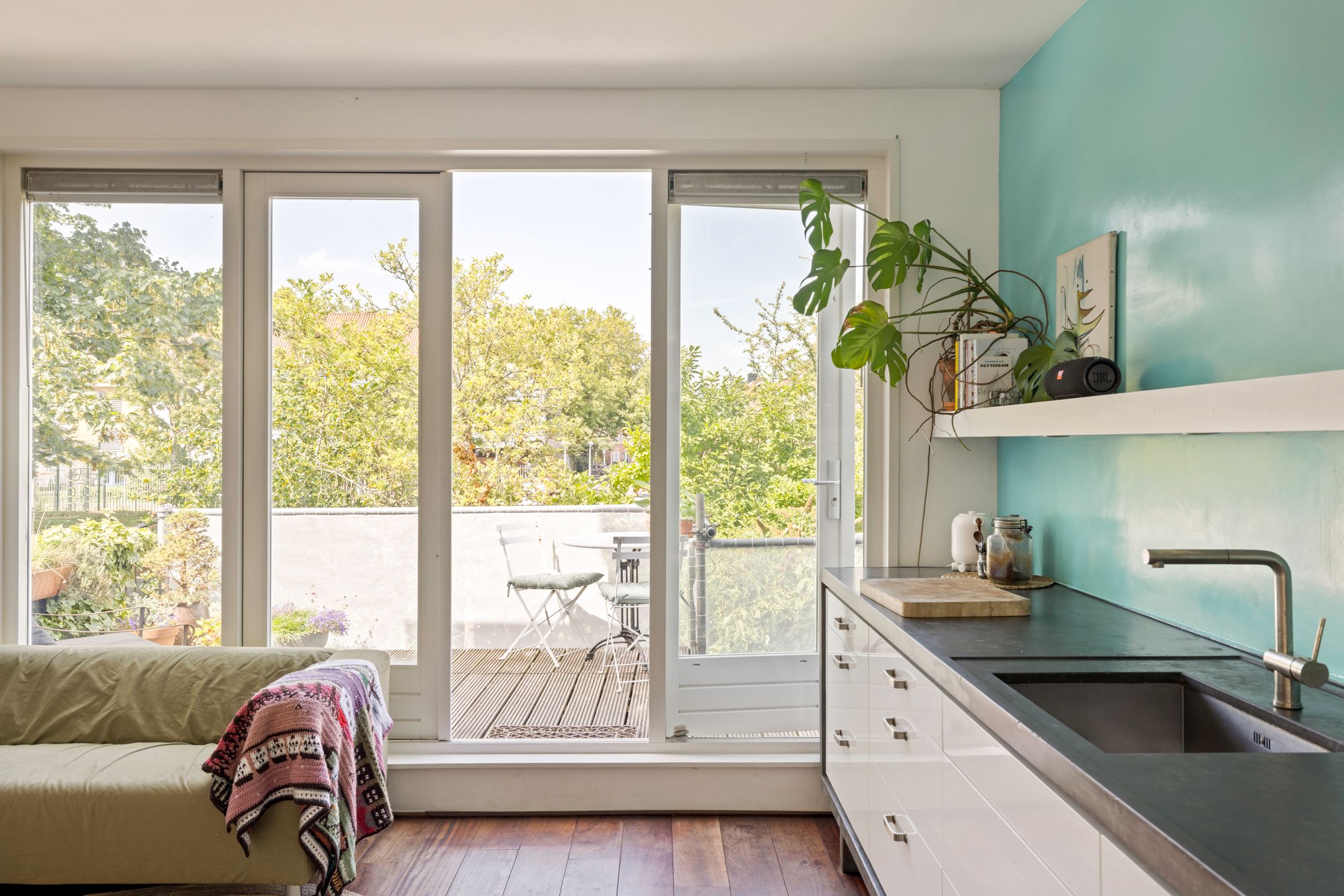 Foto 9 van Nieuwendammerdijk 139