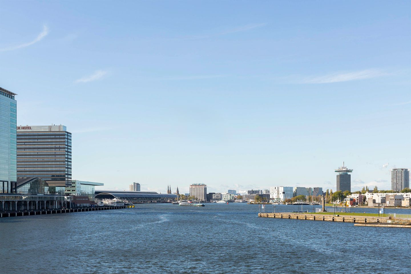 Foto 25 van Nieuwendammerdijk 139