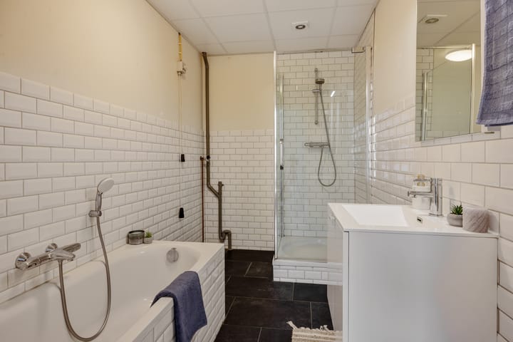 Photo 14 of Hinthamerstraat 162-B