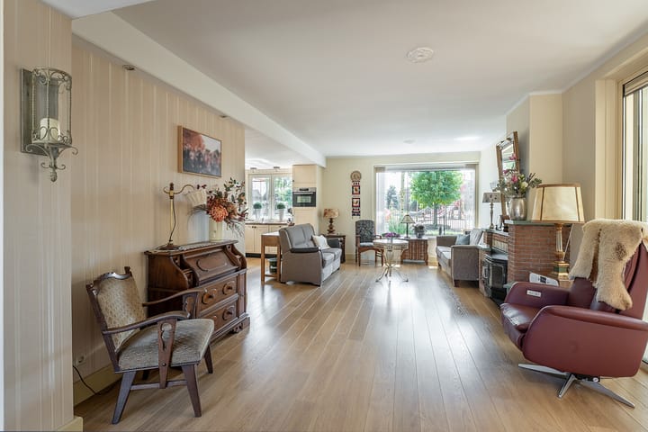 Photo 2 of Buurtlaan west 55