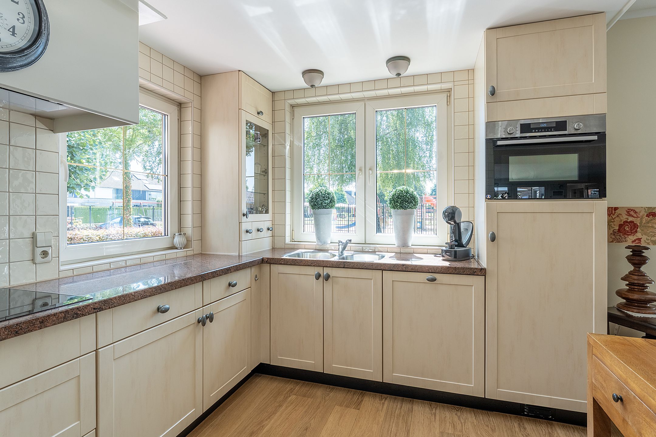 Foto 3 van Buurtlaan west 55