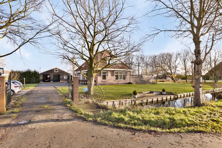 Photo 2 of Purmerenderweg 1