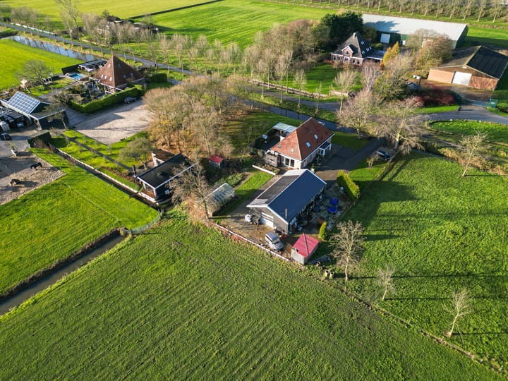 Foto 44 van Purmerenderweg 1