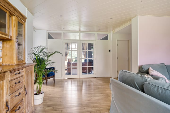 Foto 12 van Oud Emmeloorderweg 24