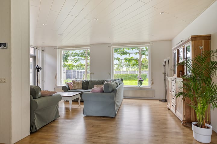 Foto 13 van Oud Emmeloorderweg 24