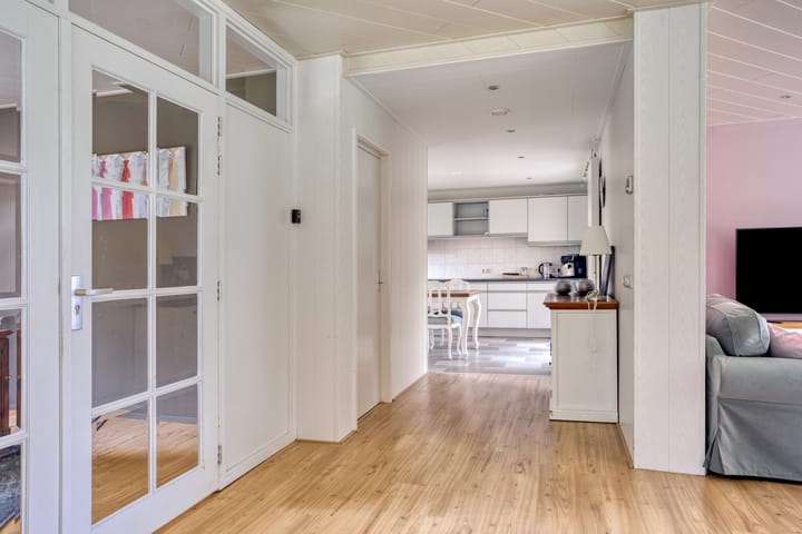 Foto 17 van Oud Emmeloorderweg 24