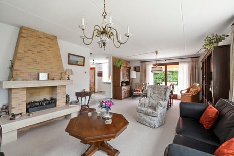 Tjatting 1 secondary image