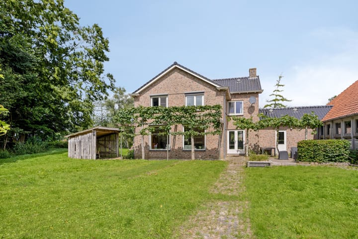 Foto 40 van Oud Emmeloorderweg 24