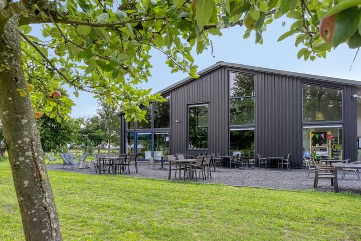 Foto 49 van Oud Emmeloorderweg 24