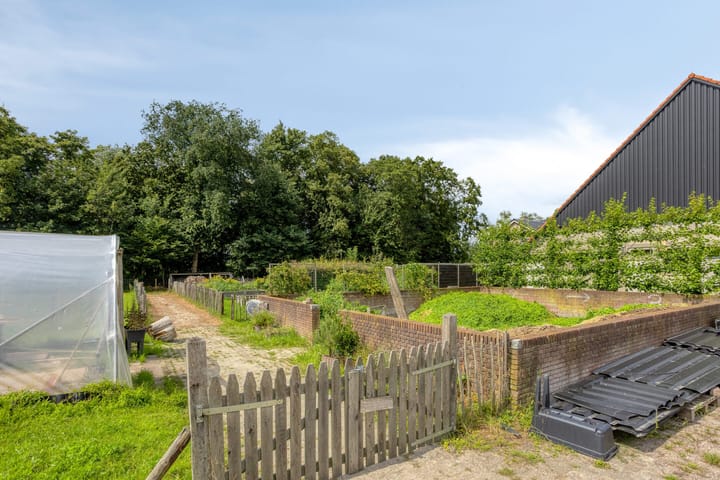 Foto 53 van Oud Emmeloorderweg 24