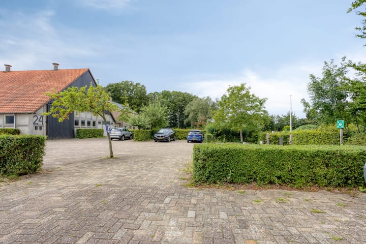 Foto 58 van Oud Emmeloorderweg 24