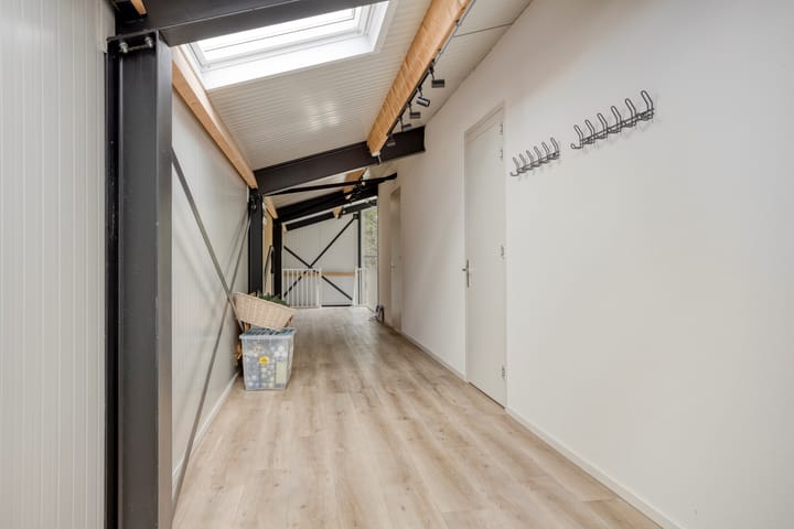 Foto 84 van Oud Emmeloorderweg 24