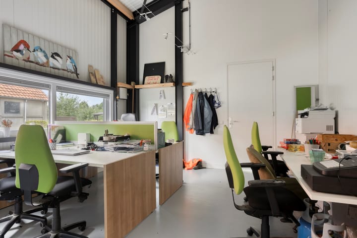 Foto 91 van Oud Emmeloorderweg 24