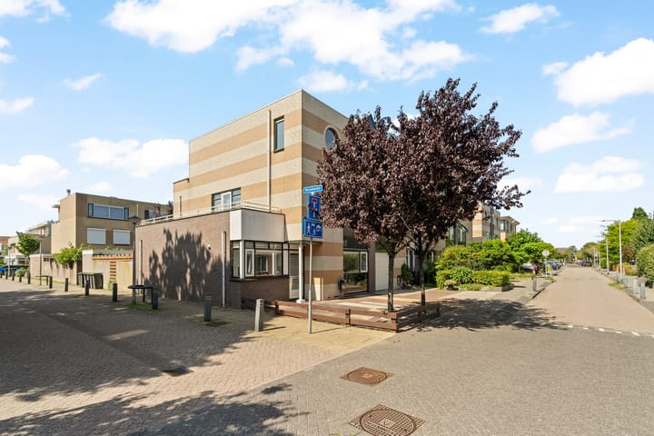 Foto 1 van de la Bassecour Caanstraat 147