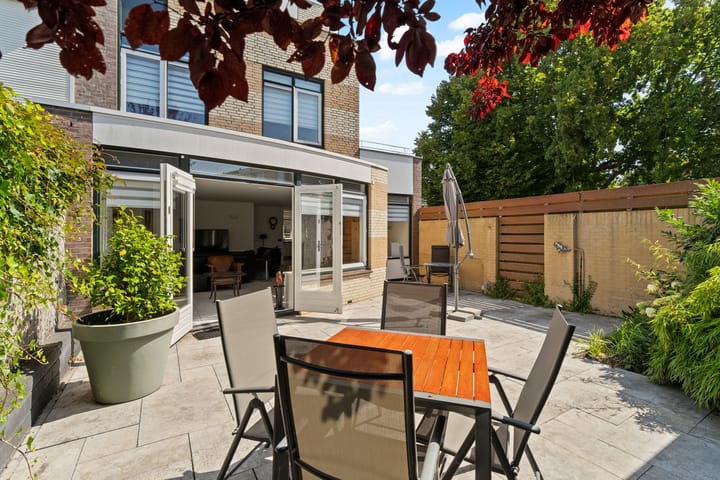 Foto 10 van de la Bassecour Caanstraat 147