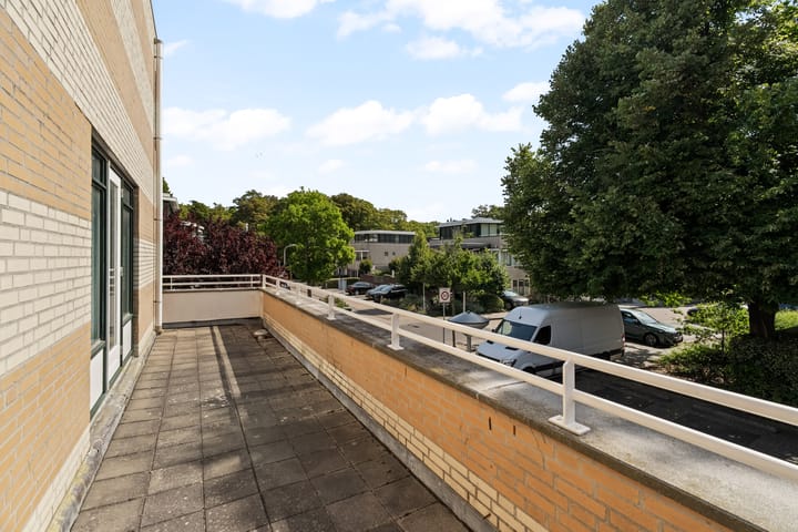 Foto 28 van de la Bassecour Caanstraat 147