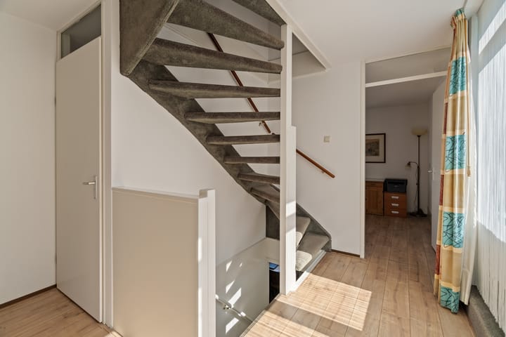 Foto 29 van de la Bassecour Caanstraat 147