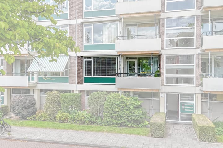 Photo 6 of De Lairesselaan 179