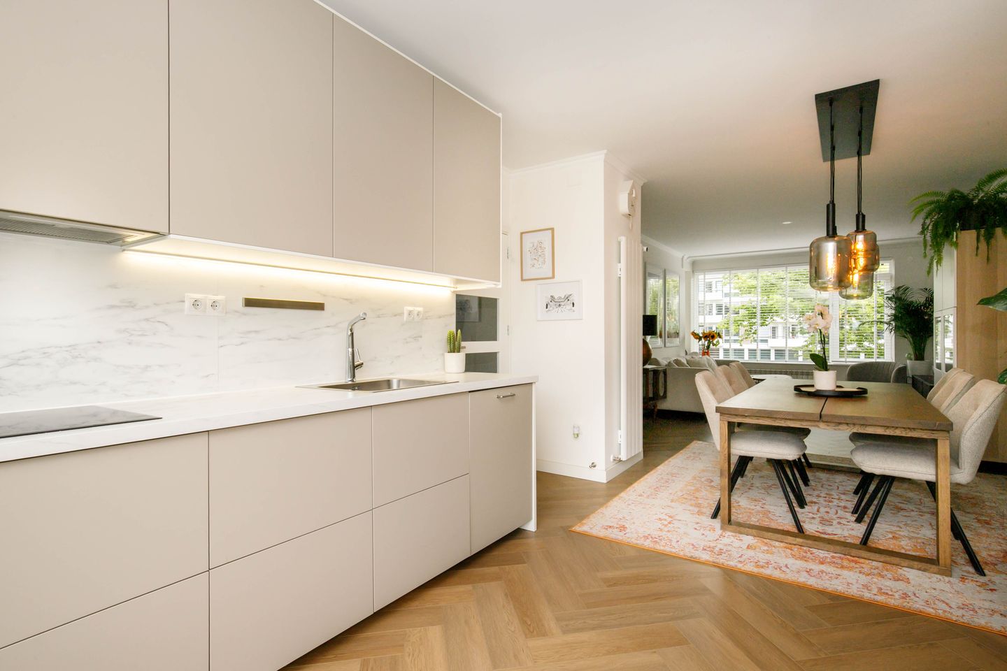 Photo 14 of De Lairesselaan 179