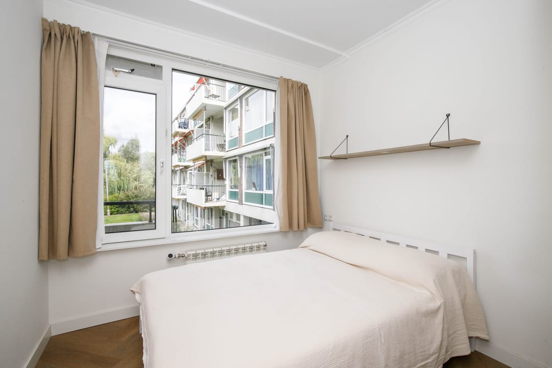 Photo 31 of De Lairesselaan 179