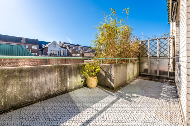 Foto 18 van Antonlaan 106