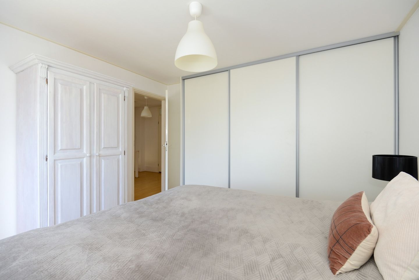 Photo 19 of Martena 15