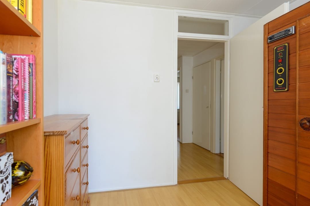 Photo 28 of Martena 15