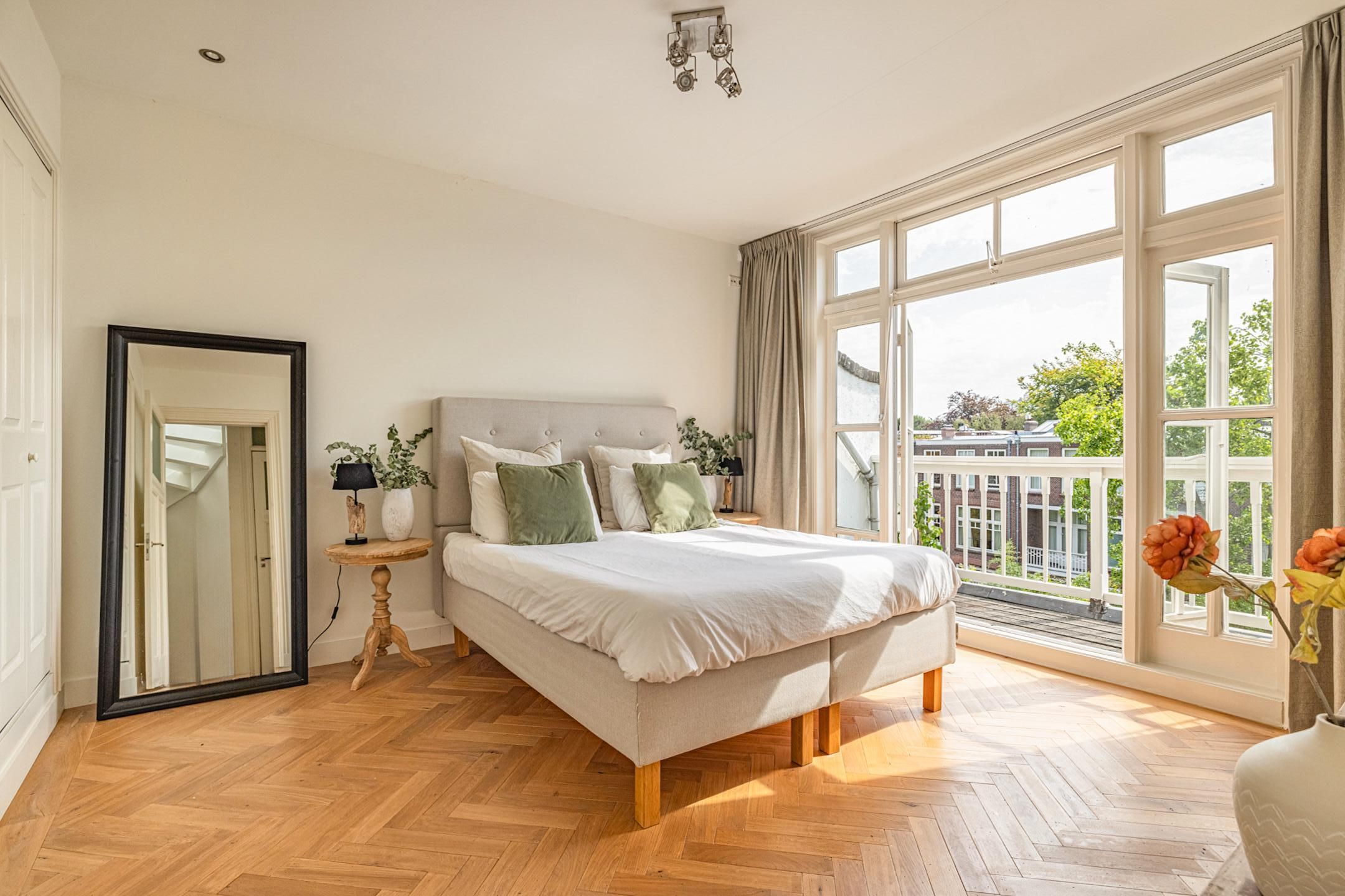 Foto 27 van Rozenburglaan 70-B