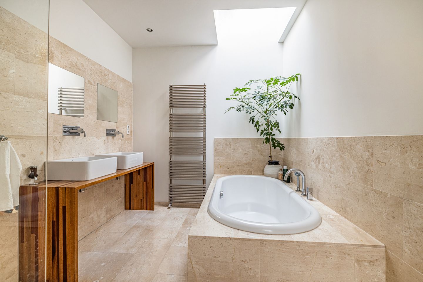 Foto 34 van Rozenburglaan 70-B