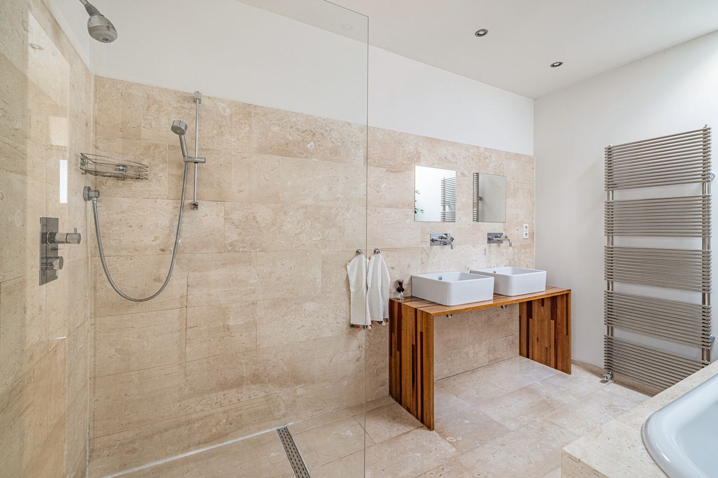 Foto 35 van Rozenburglaan 70-B