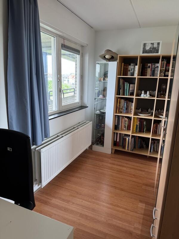 Foto 10 van Westzeedijk 737