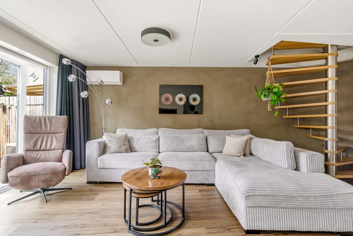 Photo 13 of Joris Ivenslaan 24