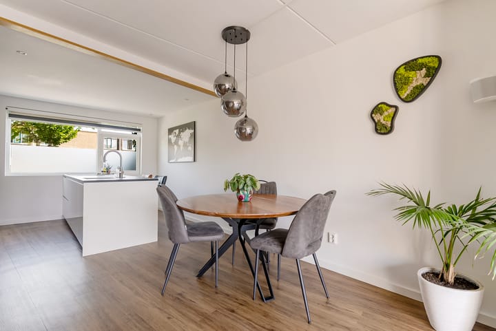 Photo 19 of Joris Ivenslaan 24