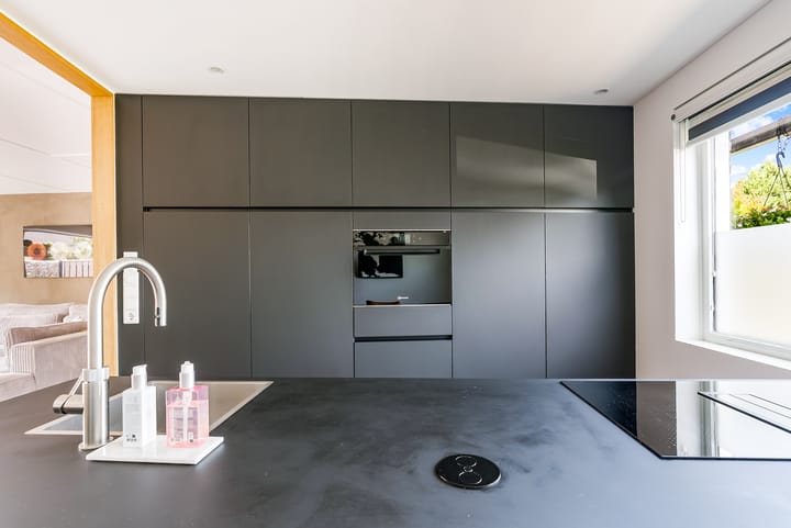 Photo 22 of Joris Ivenslaan 24