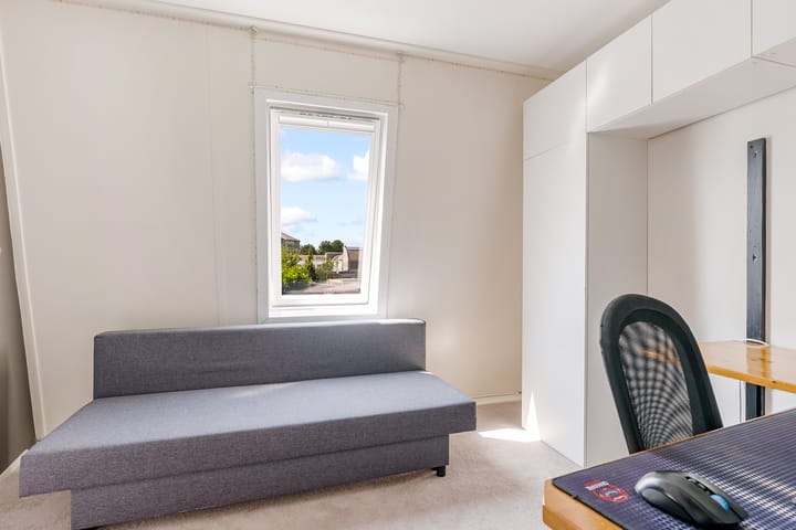 Photo 27 of Joris Ivenslaan 24